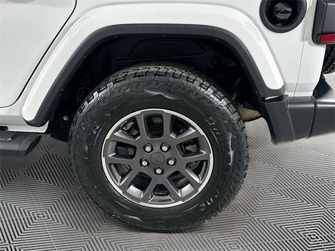Used 2021 Jeep Wrangler Unlimited Sport image 28