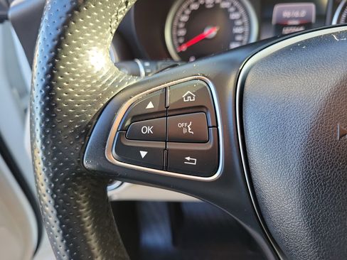 Used 2016 Mercedes-Benz GLC 300 image 5