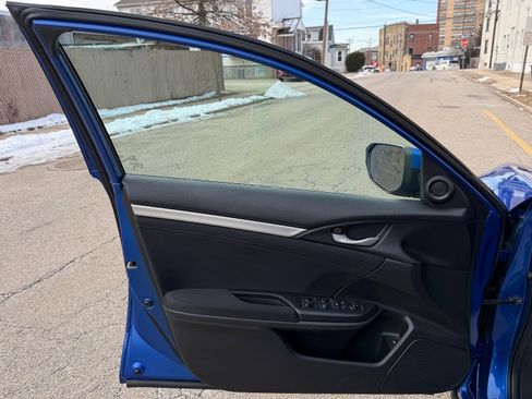 Used 2016 Honda Civic EX-T image 16