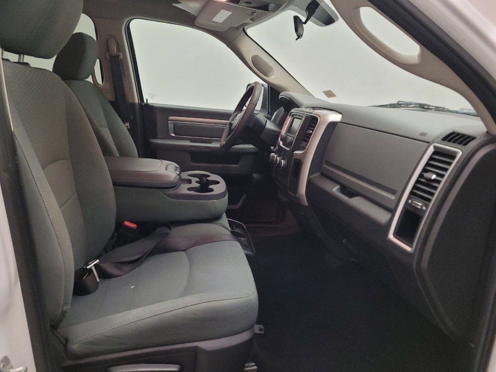 Used 2020 RAM 1500 Classic SLT AWD/4WD image 21