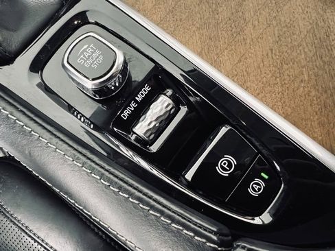 Used 2019 Volvo XC90 T6 Inscription image 31