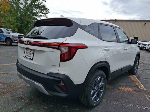 New 2026 Kia Seltos LX image 4