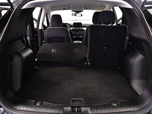 Used 2021 Ford Escape SE image 29