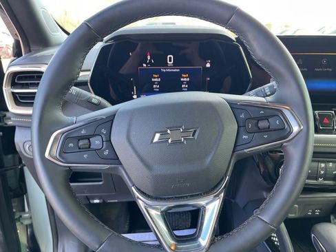 Used 2025 Chevrolet TrailBlazer ACTIV w/ Driver Confidence Package image 19