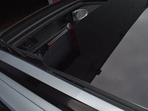 Used 2021 Porsche Cayenne Turbo image 49