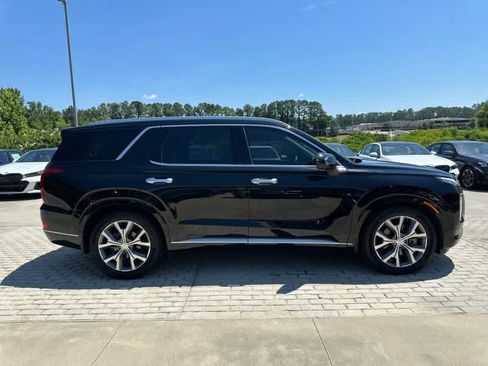 Used 2021 Hyundai Palisade Limited w/ Cargo Package FWD image 6