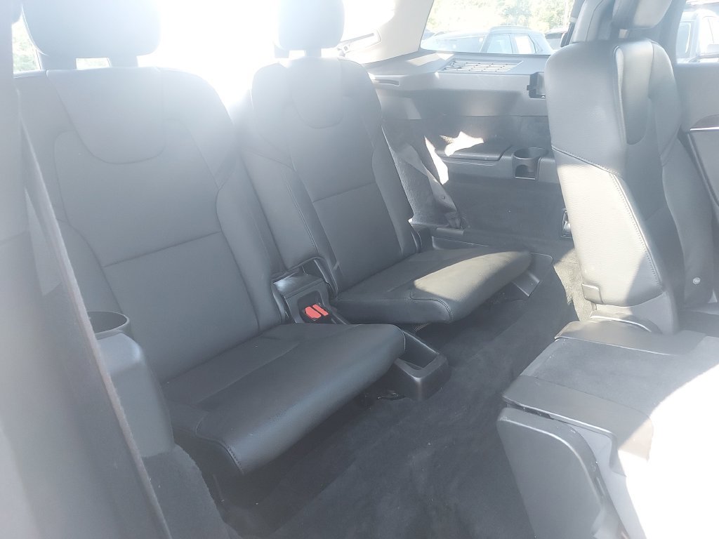 Used 2017 Volvo XC90 T6 Momentum w/ Vision Package AWD/4WD image 36