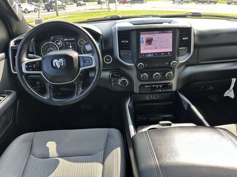 Used 2022 RAM 1500 Big Horn AWD/4WD image 9