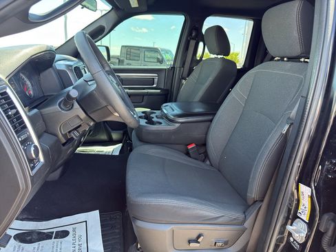 Used 2021 RAM 1500 Classic Warlock AWD/4WD image 9