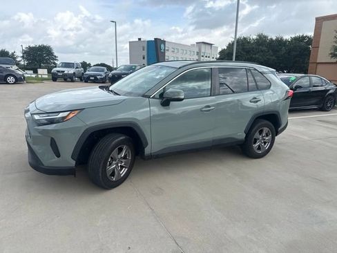 Used 2023 Toyota RAV4 XLE w/ Convenience Package AWD/4WD image 7