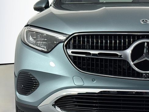 New 2026 Mercedes-Benz GLC 300 image 13