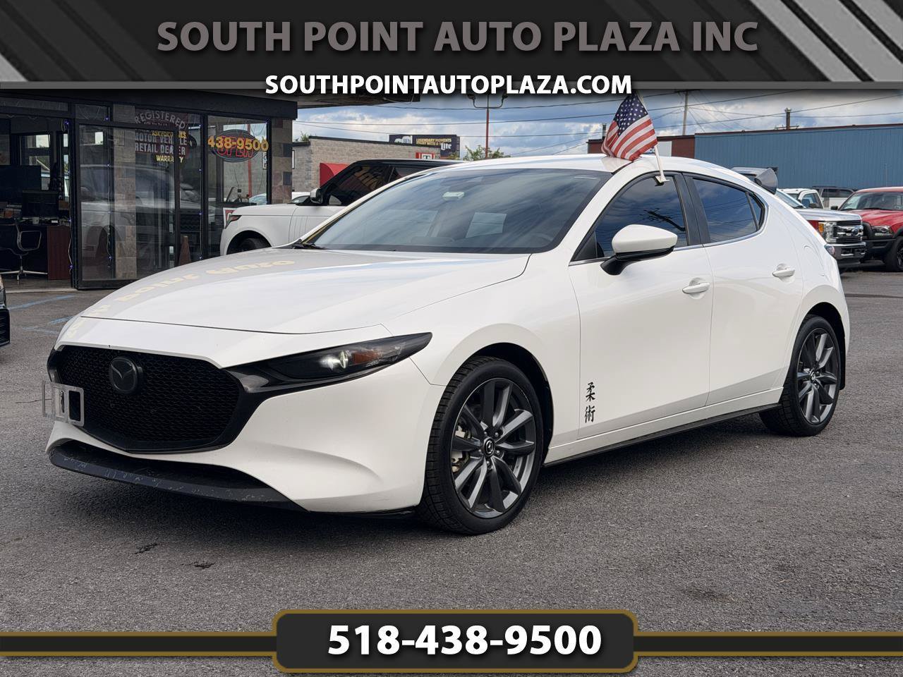 Used 2019 MAZDA MAZDA3 AWD Hatchback image 1