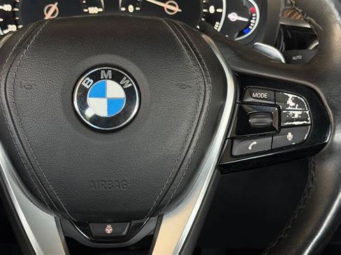 Used 2018 BMW 540i xDrive AWD/4WD image 30