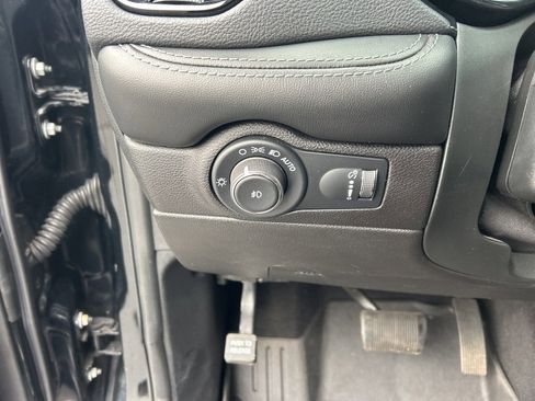 Used 2021 Dodge Durango GT image 6