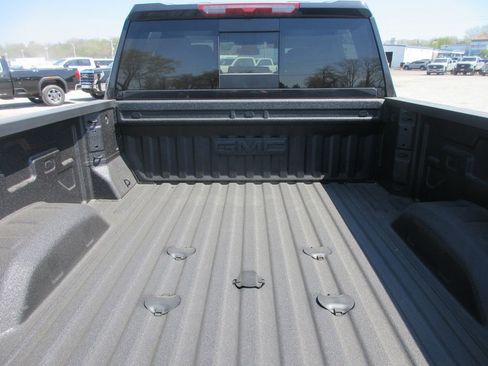 New 2026 GMC Sierra 2500 SLT image 6