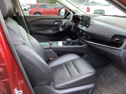 Used 2022 Nissan Rogue SL w/ SL Premium Package image 7