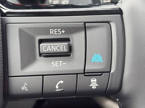 New 2026 Nissan Pathfinder SL AWD/4WD image 29