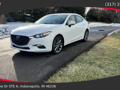Used 2018 MAZDA MAZDA3 Touring image 1