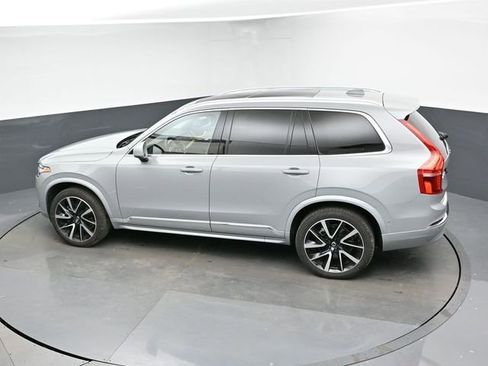 Used 2025 Volvo XC90 B6 Plus image 19