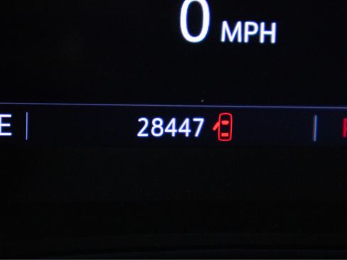 Certified 2023 Buick Encore GX Select FWD image 11
