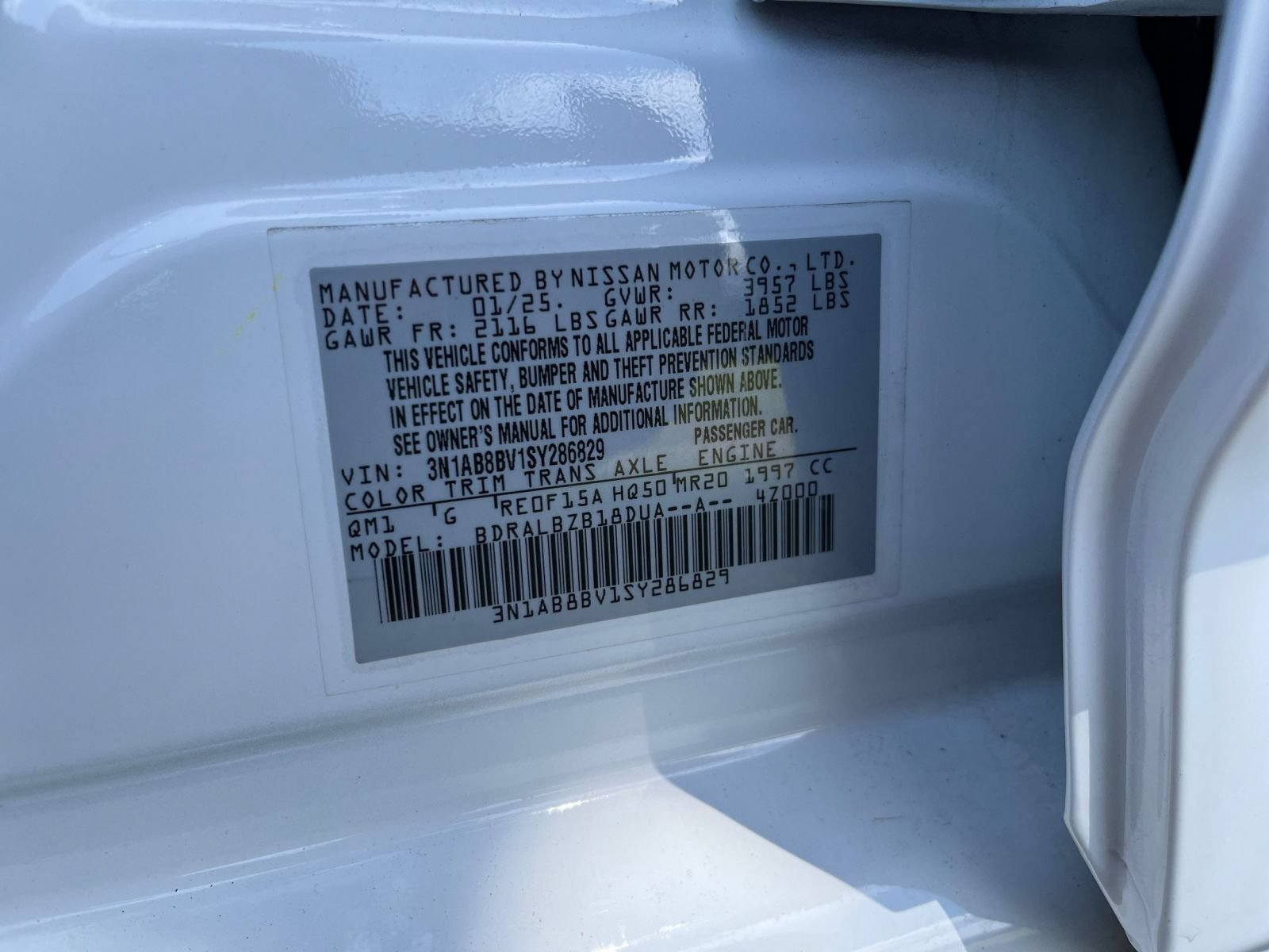 Used 2025 Nissan Sentra S FWD image 28