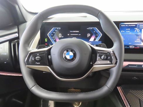 Used 2025 BMW X3 xDrive30i AWD/4WD image 9