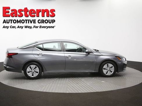 Used 2023 Nissan Altima 2.5 S FWD image 43