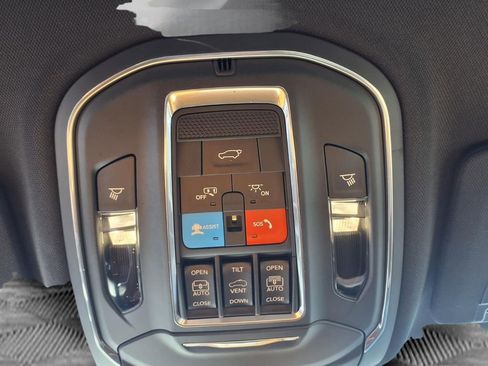 Used 2023 Jeep Grand Cherokee 4xe w/ Luxury Tech Group II image 15