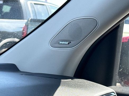 Used 2023 Honda Pilot Elite image 37