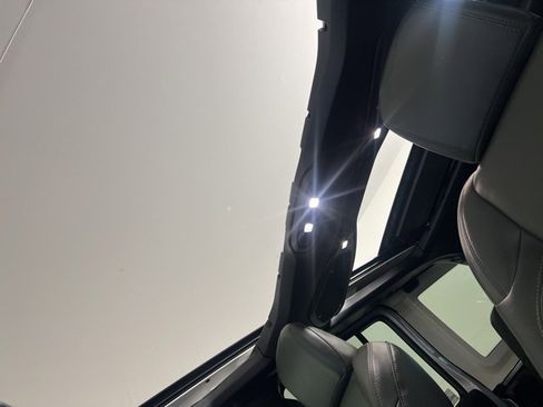 Used 2024 Jeep Wrangler High Altitude image 37