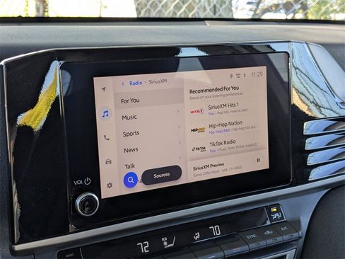 Used 2025 Toyota Camry LE image 22