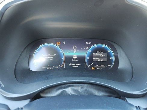 Used 2023 Toyota Highlander Platinum image 22