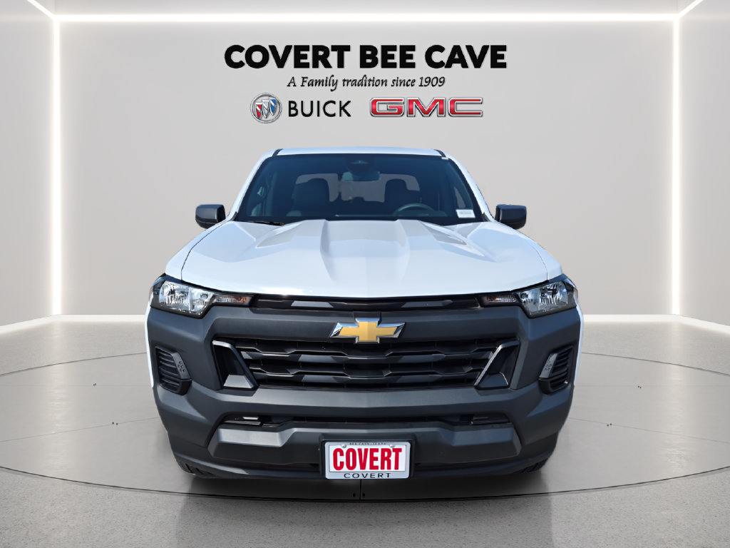 Used 2024 Chevrolet Colorado W/T RWD image 2