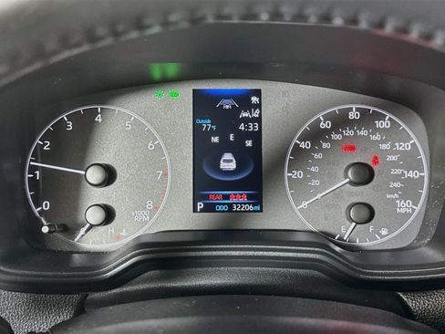 Certified 2023 Toyota Corolla Cross LE AWD/4WD image 13