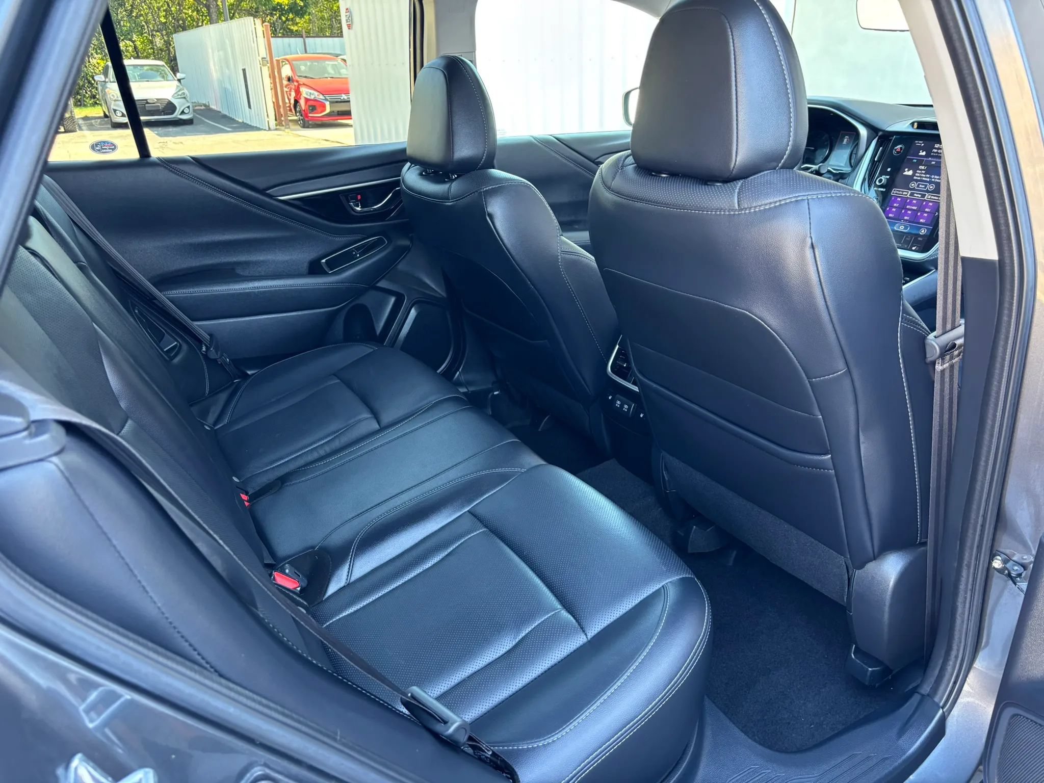 Used 2021 Subaru Outback Limited AWD/4WD image 57