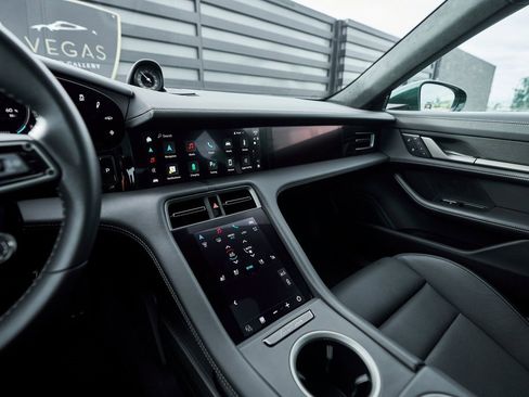 Used 2025 Porsche Taycan Turbo S w/ Premium Package image 66