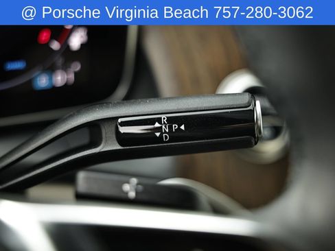 Used 2025 Mercedes-Benz GLC 300 4MATIC image 45