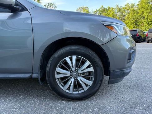 Used 2020 Nissan Pathfinder S image 33