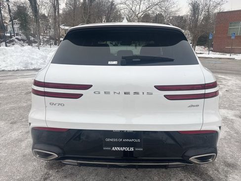 New 2026 Genesis GV70 2.5T Sport Prestige image 8