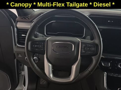 Used 2023 GMC Sierra 1500 Denali w/ Technology Package AWD/4WD image 18