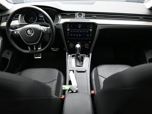 Used 2019 Volkswagen Arteon SE image 13