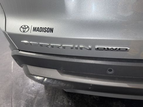 Used 2026 GMC Terrain Elevation AWD/4WD image 27