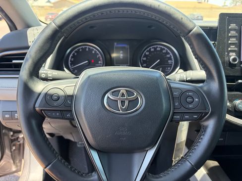 Used 2023 Toyota Camry SE FWD image 14