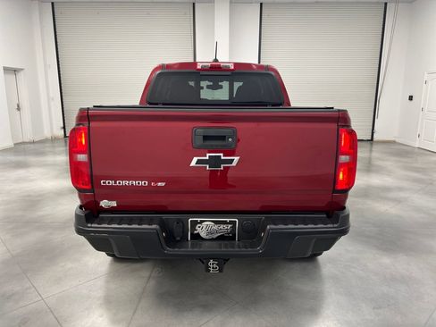 Used 2020 Chevrolet Colorado ZR2 image 6