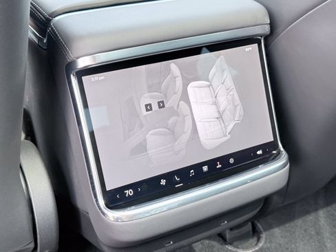 Used 2025 Tesla Model S AWD/4WD image 48
