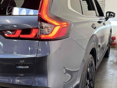 Used 2023 Honda CR-V Sport Touring image 32