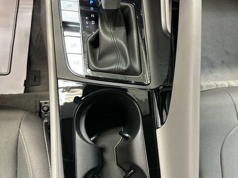 New 2026 Hyundai Elantra SEL Sport Premium image 19