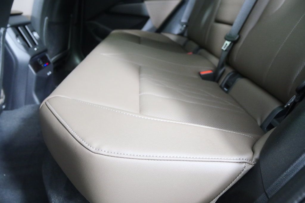 Used 2025 BMW X3 xDrive30i AWD/4WD image 15