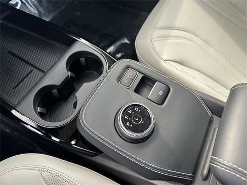 Certified 2021 Ford Mustang Mach-E Premium image 25