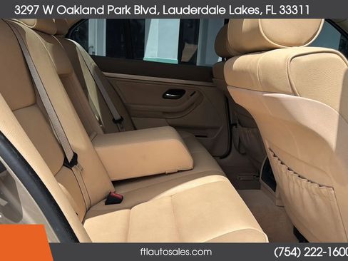 Used 2001 BMW 525i Sedan image 42